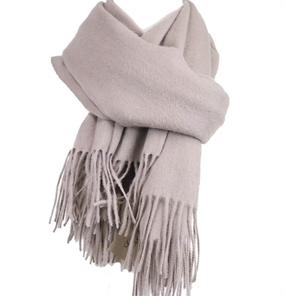WEB_Image%20Skjerf%20i%20100%20%20%20lammeull%20i%20gråbeige-1452227534[1]