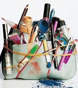 messy-makeup-bag-1 - Gimle Parfymeris blogg messy-makeup-bag-1